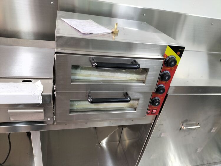 fully equipped food truck with oven fully equipped food truck with oven